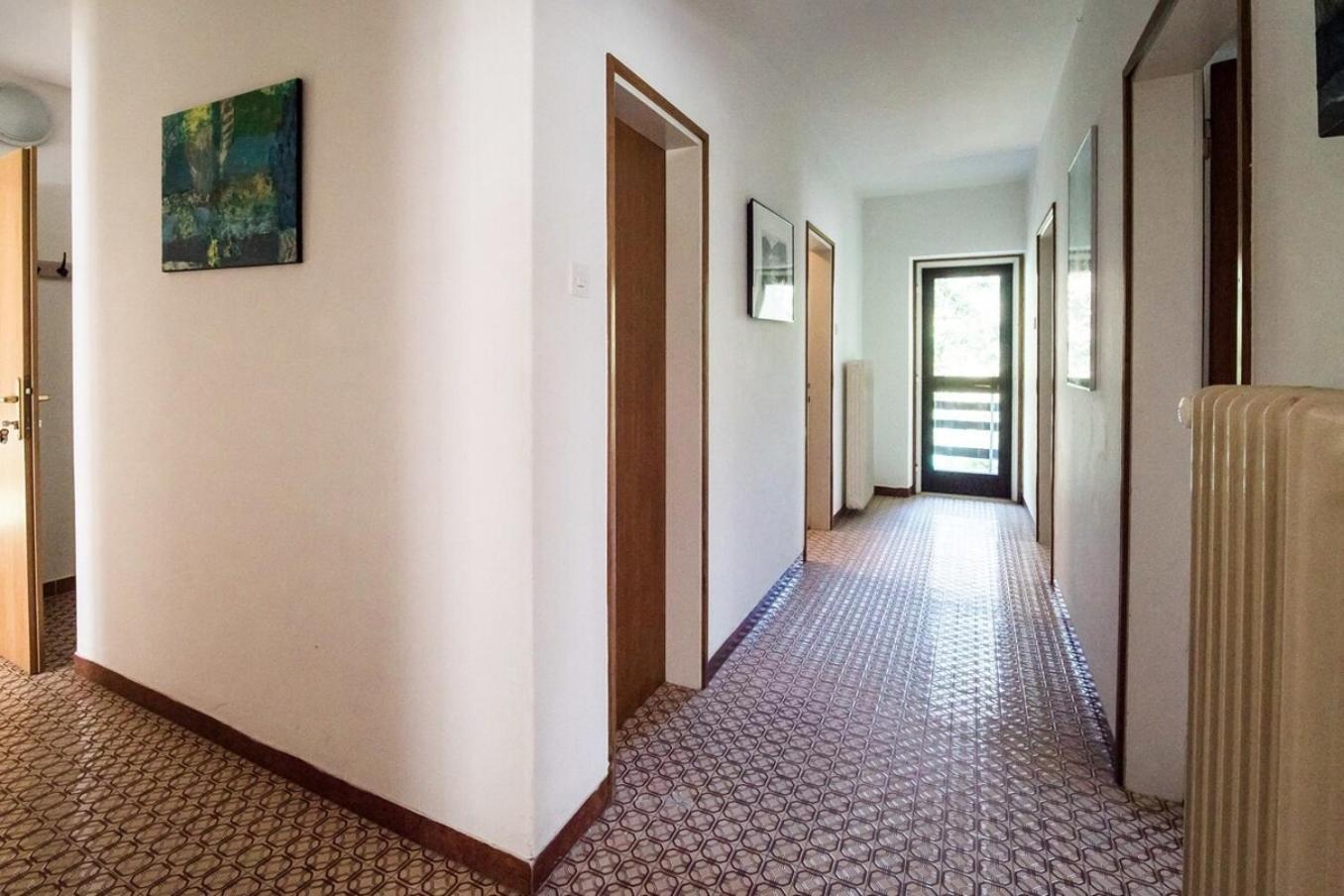 Vila Labod, Unique Villa At The Lake モスト ナ ソシ エクステリア 写真