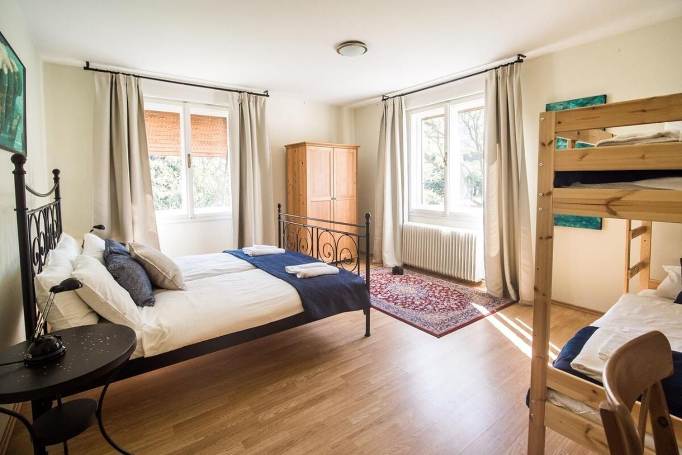 Vila Labod, Unique Villa At The Lake モスト ナ ソシ エクステリア 写真