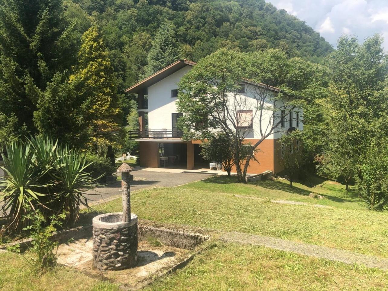 Vila Labod, Unique Villa At The Lake モスト ナ ソシ エクステリア 写真